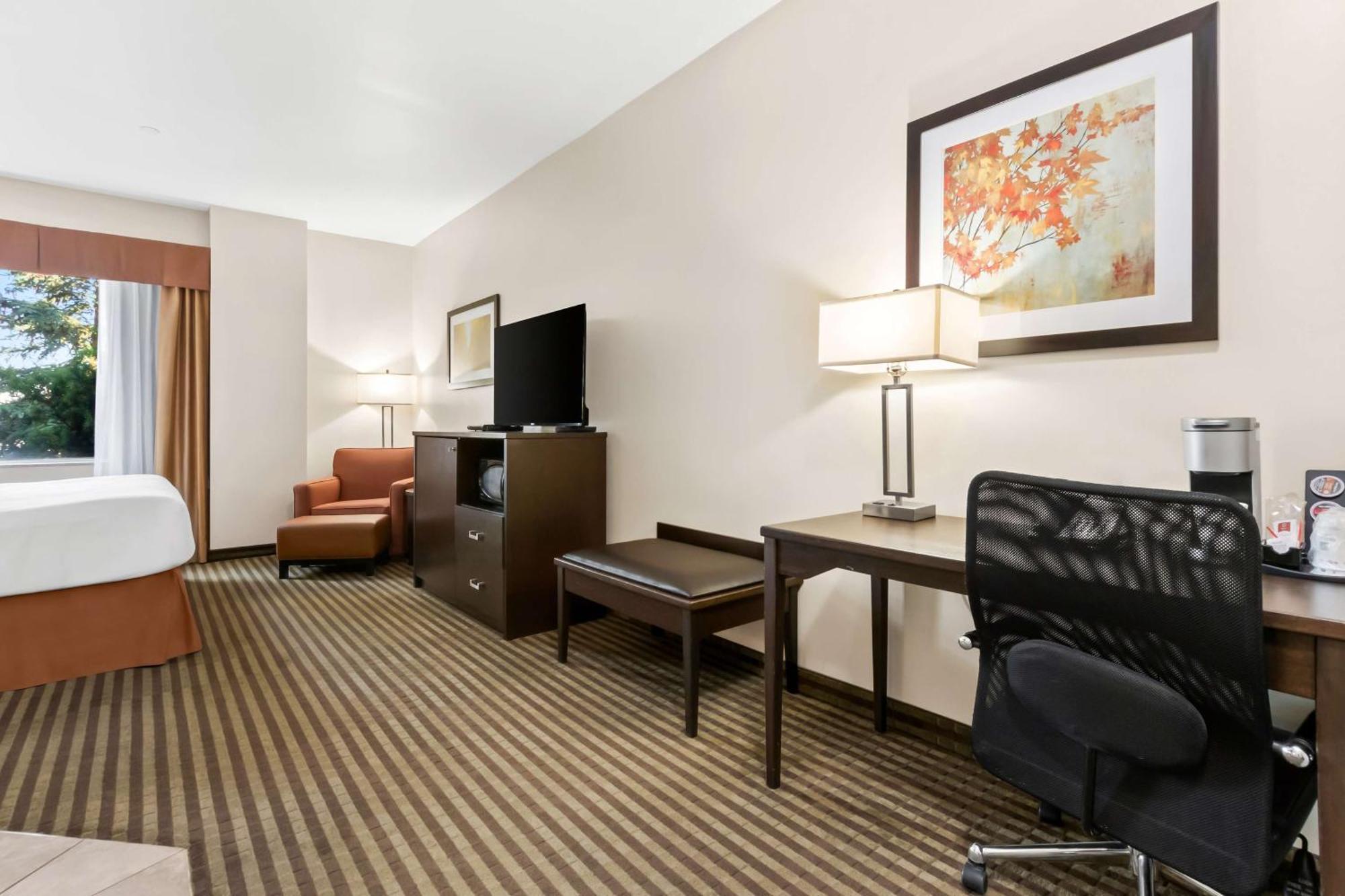 Best Western Plus Fergus Hotel Εξωτερικό φωτογραφία