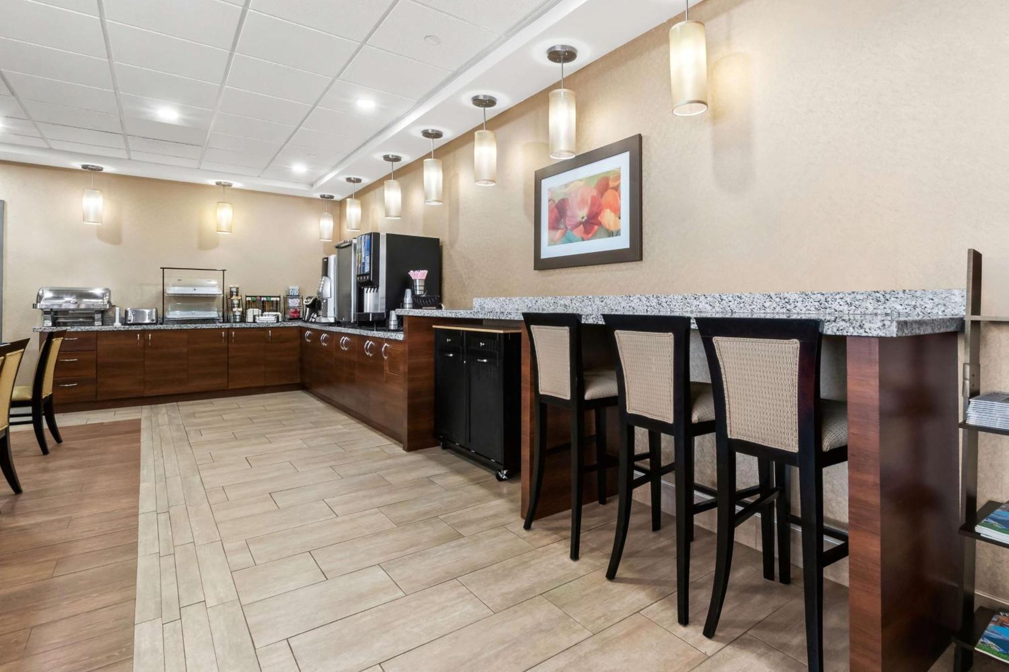 Best Western Plus Fergus Hotel Εξωτερικό φωτογραφία