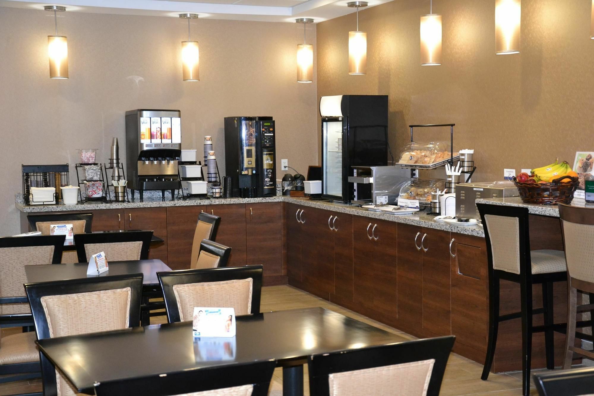 Best Western Plus Fergus Hotel Εξωτερικό φωτογραφία